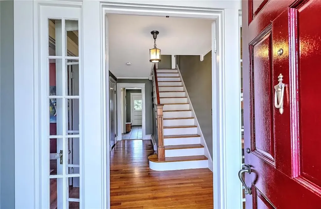 14 Lafayette Street Pawtucket RI 02860