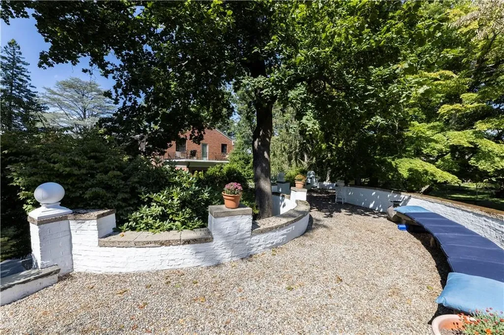 112 Tupelo Hill Drive Cranston RI 02920