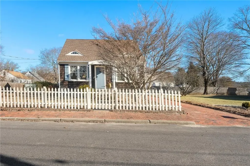 25 Penbryn Avenue Smithfield RI 02917