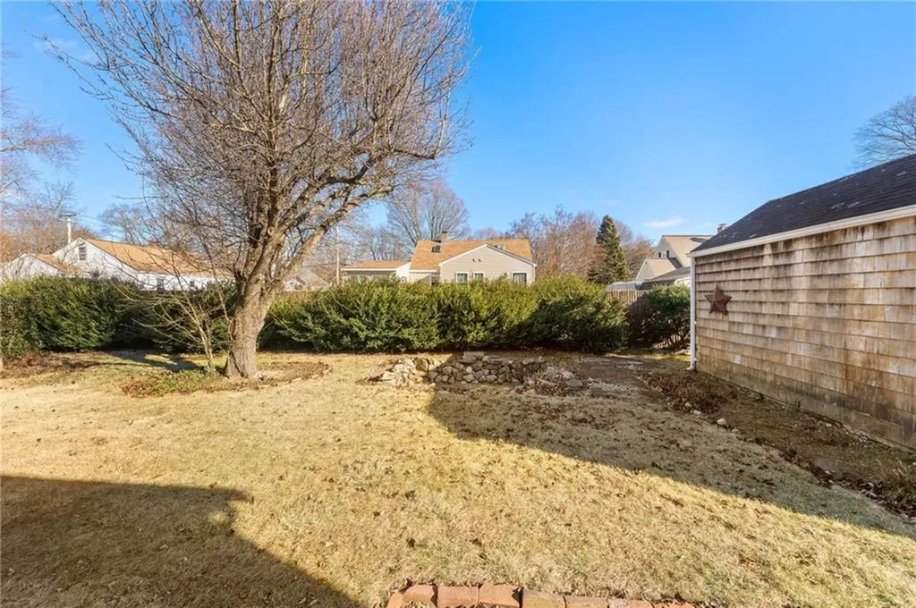 25 Penbryn Avenue Smithfield RI 02917