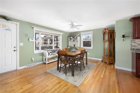 20 Frank Drive Tiverton RI 02878R