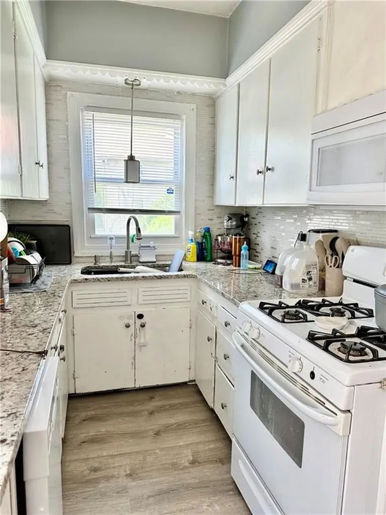 1047 1049 Eddy Street Providence RI 02905