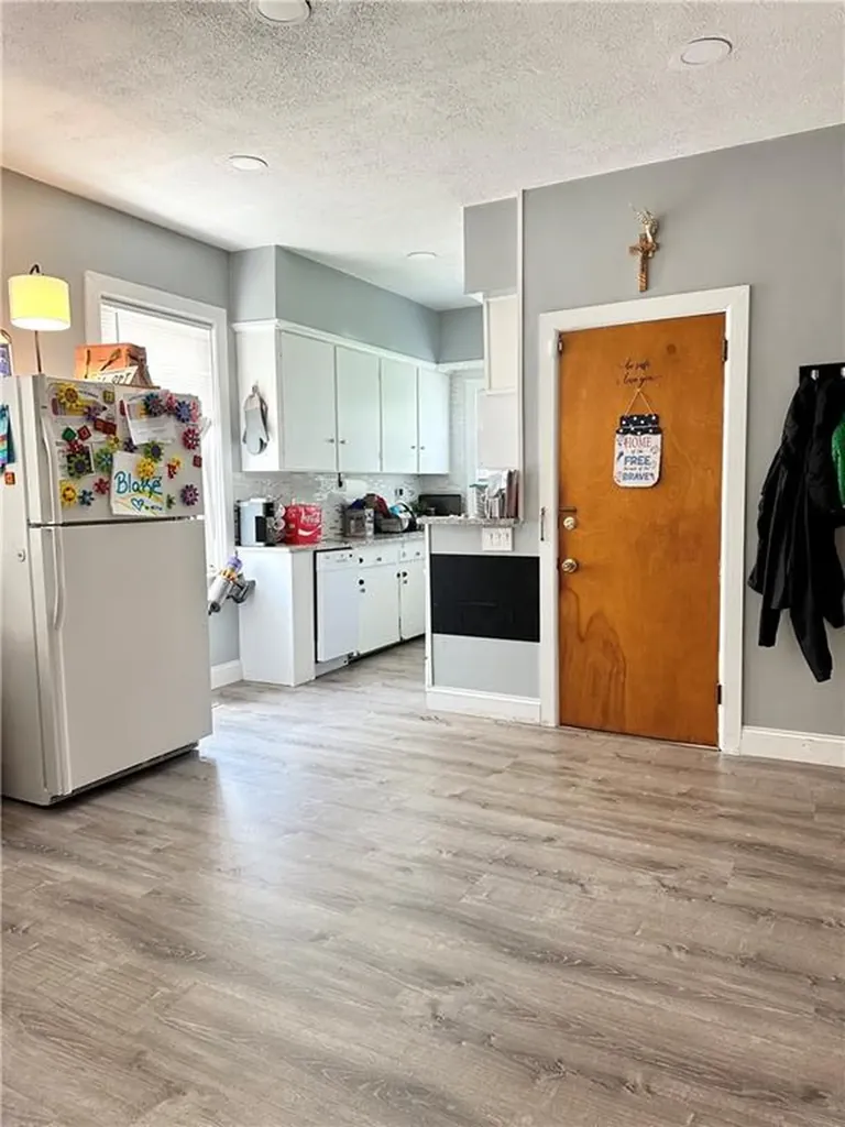 1047 1049 Eddy Street Providence RI 02905