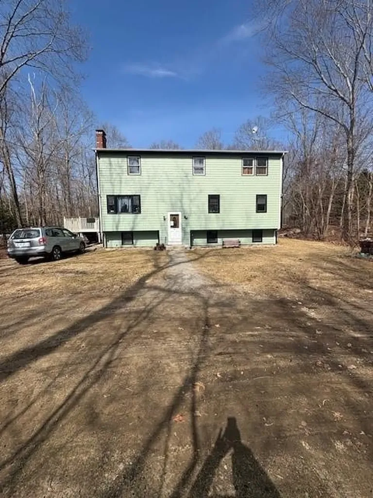 425 Stone Barn Road Burrillville RI 02859