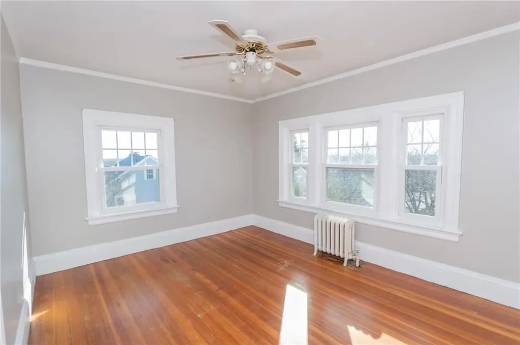 59 Hilltop Avenue Providence RI 02908