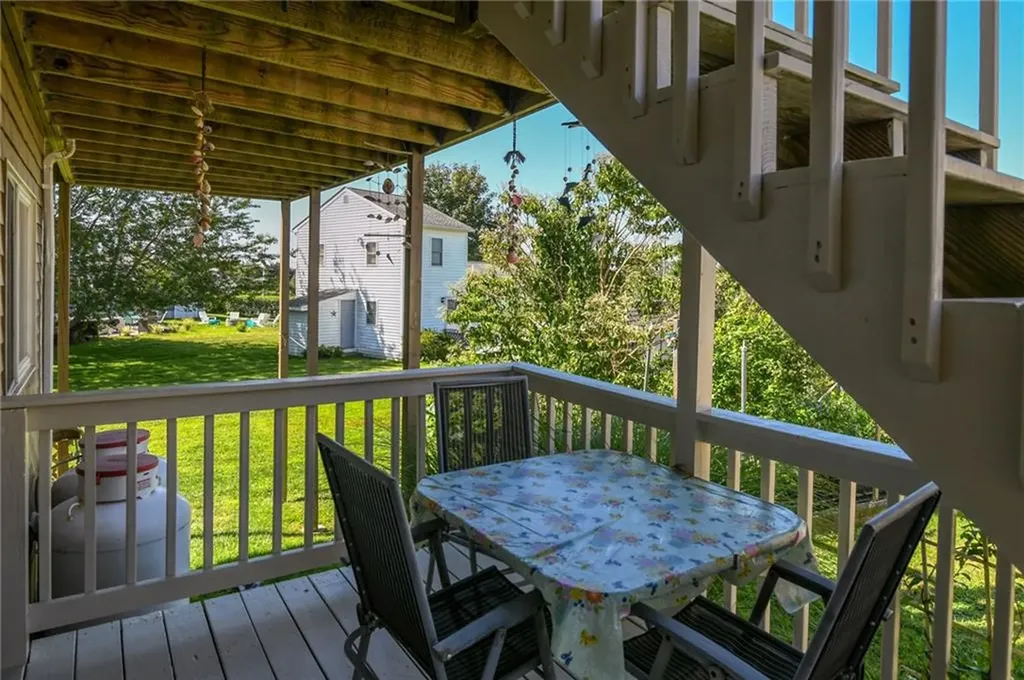 20 Saltaire Avenue Narragansett RI 02882