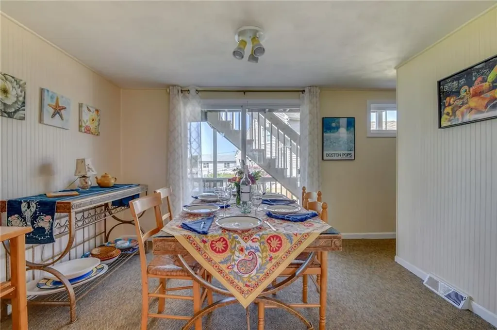 20 Saltaire Avenue Narragansett RI 02882