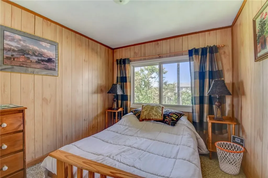 20 Saltaire Avenue Narragansett RI 02882