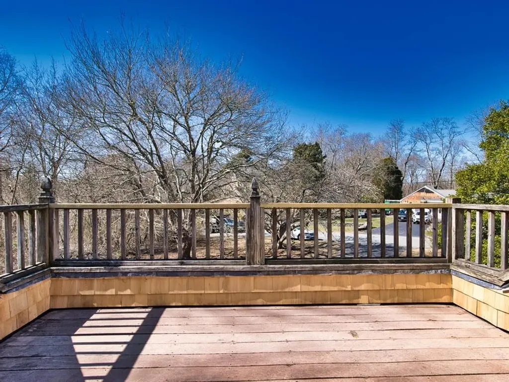 33 Bonniefield Drive Tiverton RI 02878