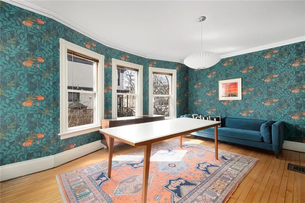 251 Olney Street Providence RI 02906