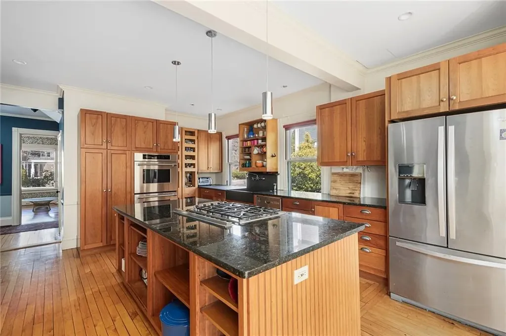 251 Olney Street Providence RI 02906