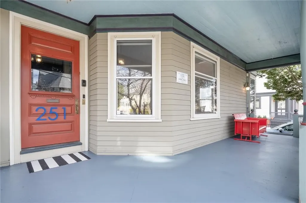 251 Olney Street Providence RI 02906