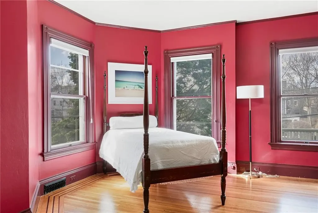 251 Olney Street Providence RI 02906
