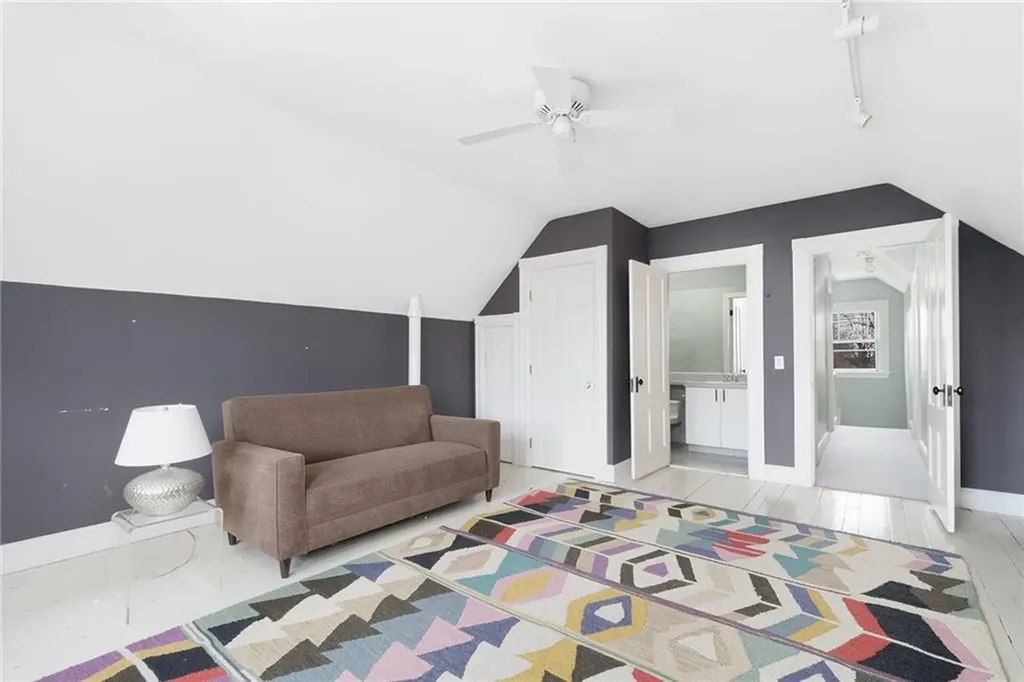 251 Olney Street Providence RI 02906