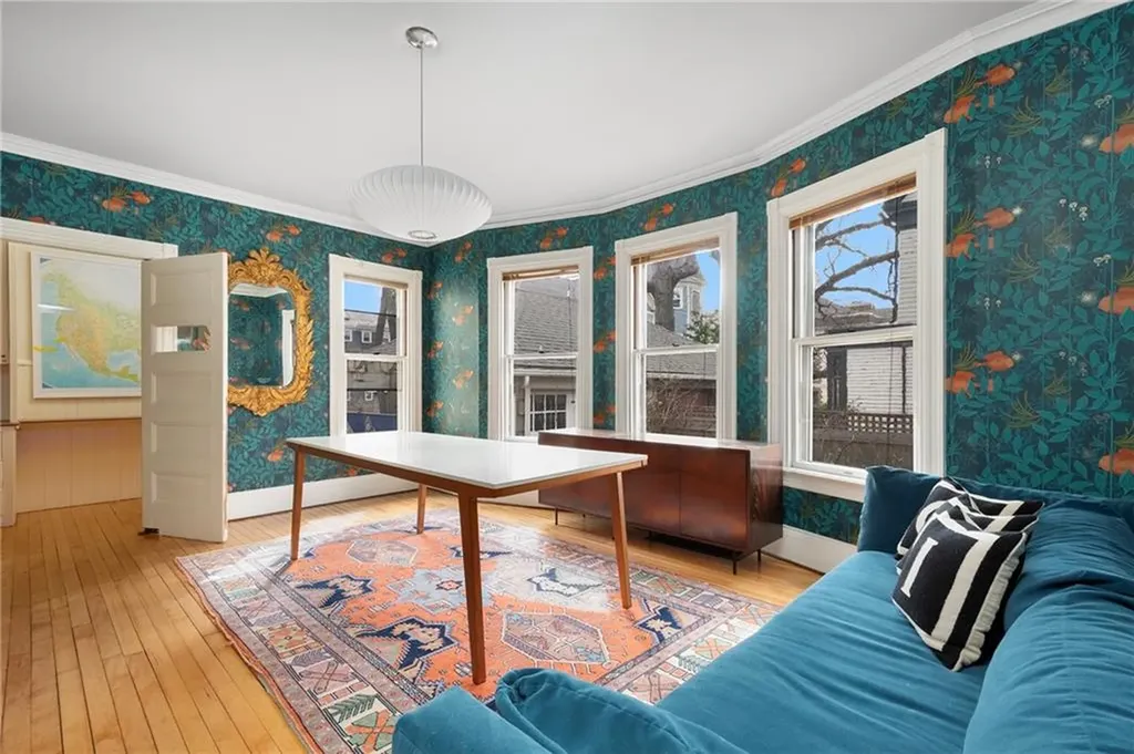 251 Olney Street Providence RI 02906