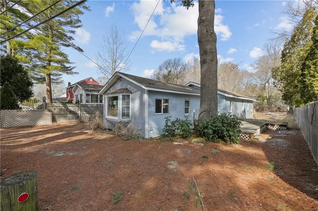 199 Mishnock Road West Greenwich RI 02817