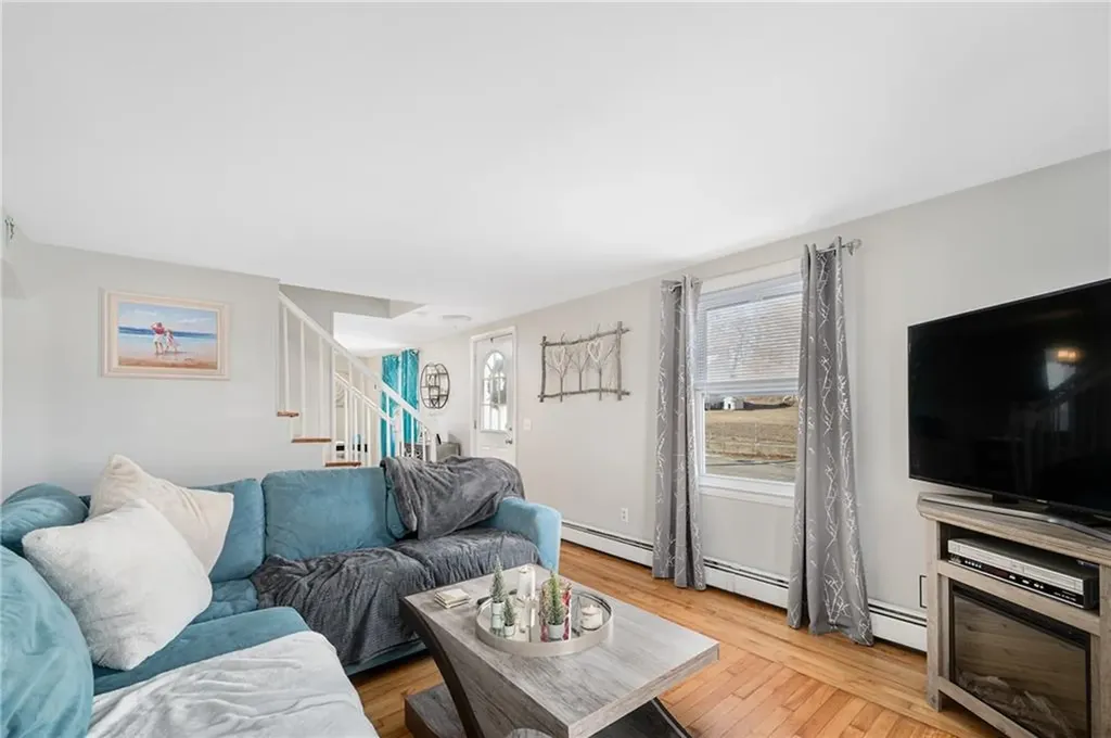 39 Homestead Avenue Johnston RI 02919