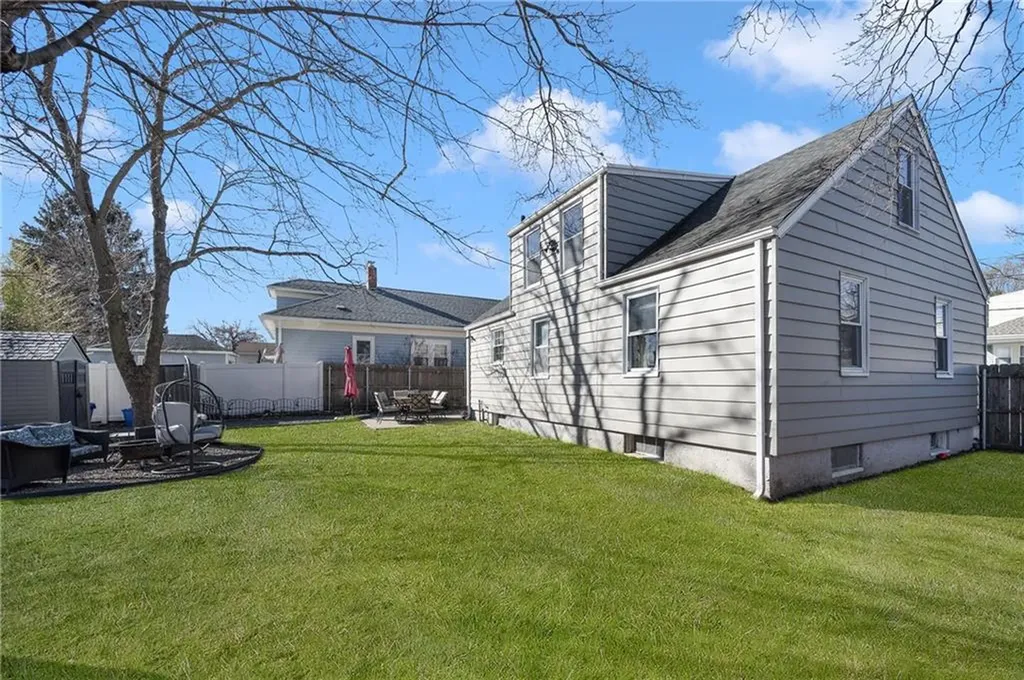 39 Homestead Avenue Johnston RI 02919