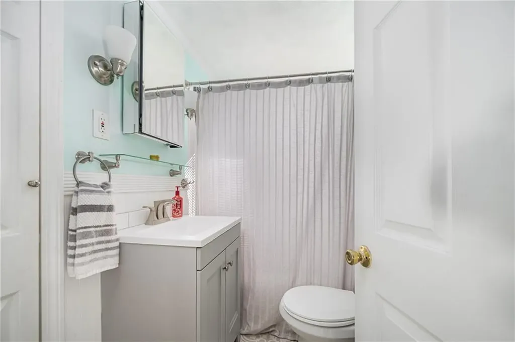 39 Homestead Avenue Johnston RI 02919