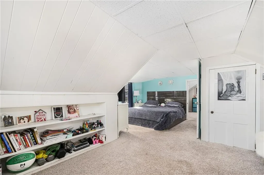 39 Homestead Avenue Johnston RI 02919