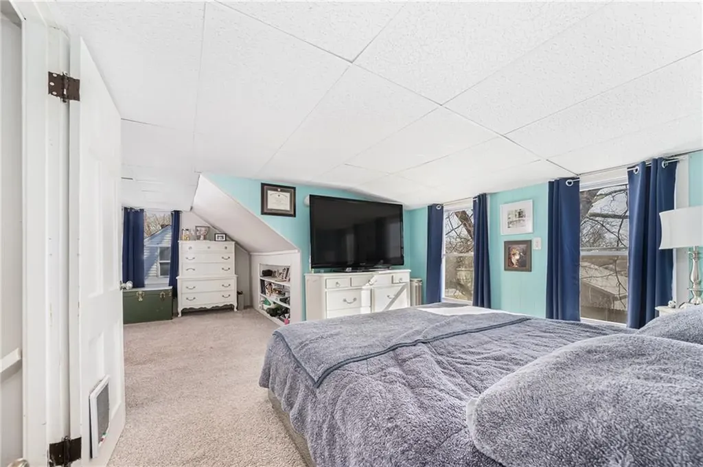 39 Homestead Avenue Johnston RI 02919