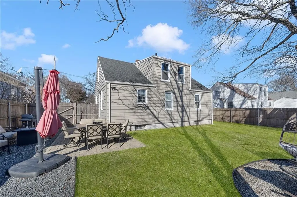39 Homestead Avenue Johnston RI 02919