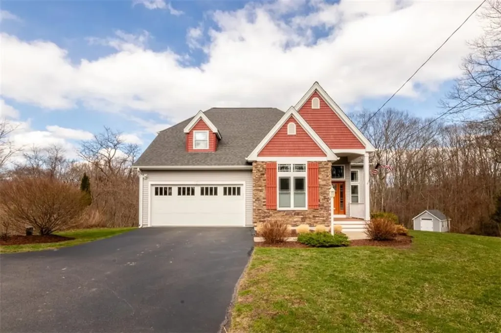 121 Little Pond County Road Cumberland RI 02864