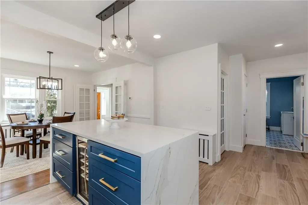 41 Hartford Place Warwick RI 02888