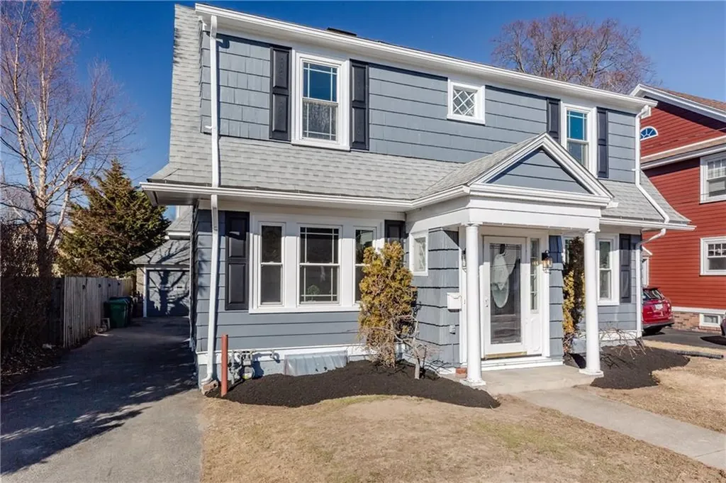 41 Hartford Place Warwick RI 02888