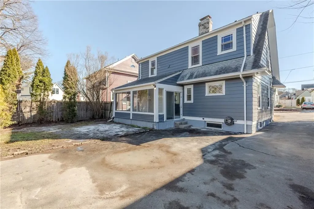 41 Hartford Place Warwick RI 02888