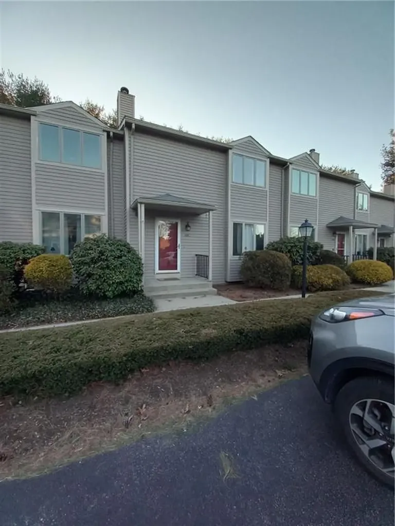 20 Tamarac Drive Smithfield RI 02828