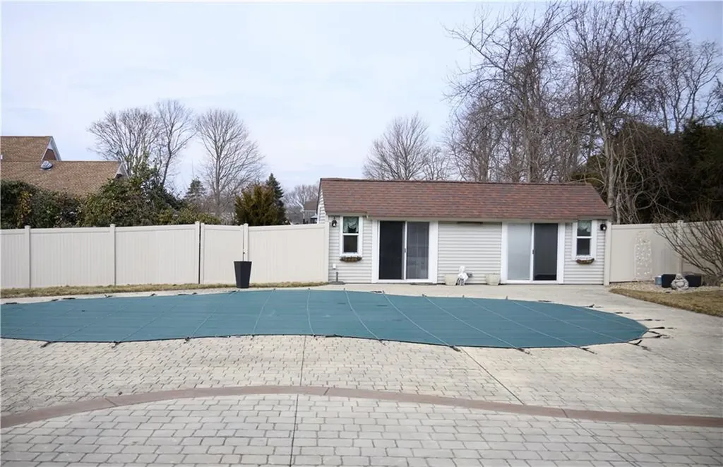 18 Sherman Avenue Bristol RI 02809