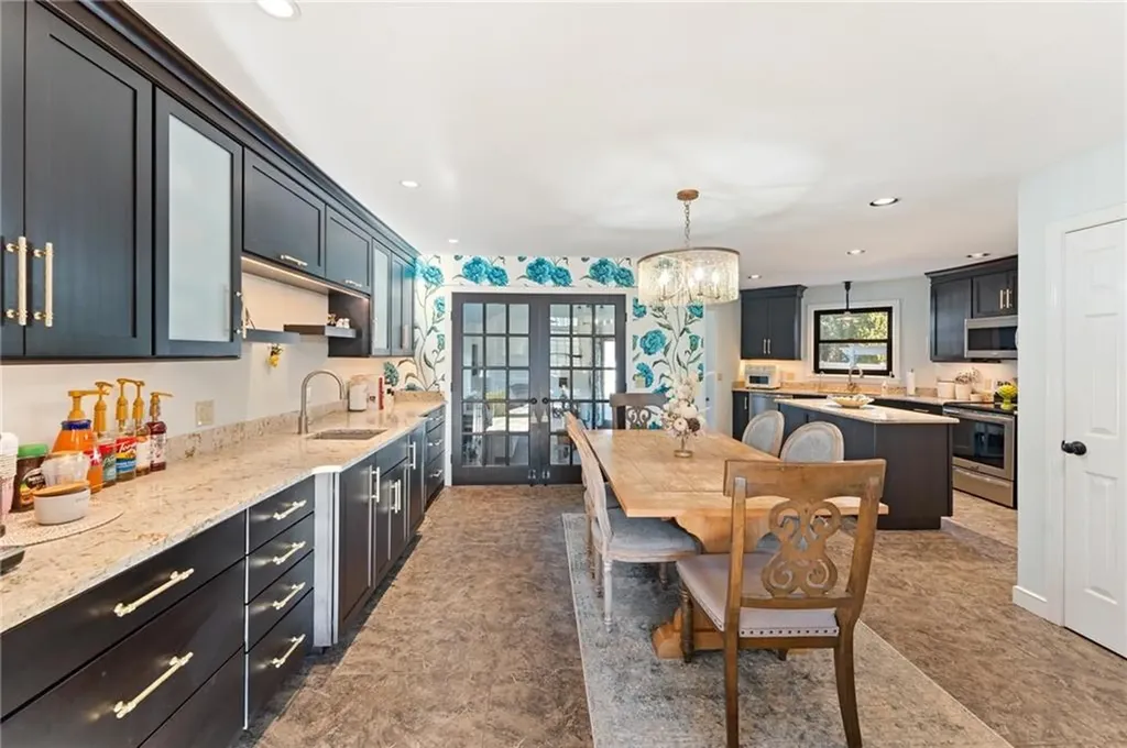 18 Sherman Avenue Bristol RI 02809
