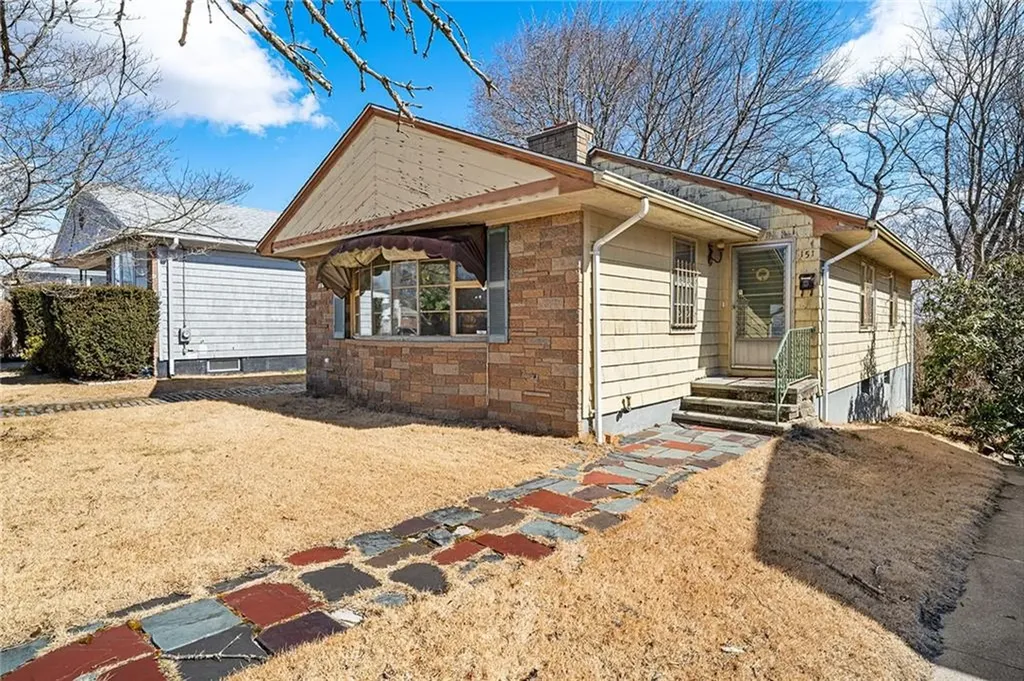 151 Hillcrest Avenue Providence RI 02909