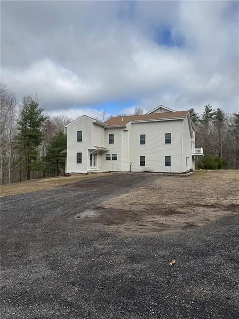 52 Tug Hollow Road Richmond RI 02892