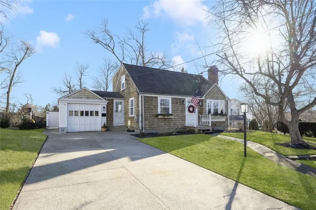 31 Hill Top Drive Cranston RI 02920