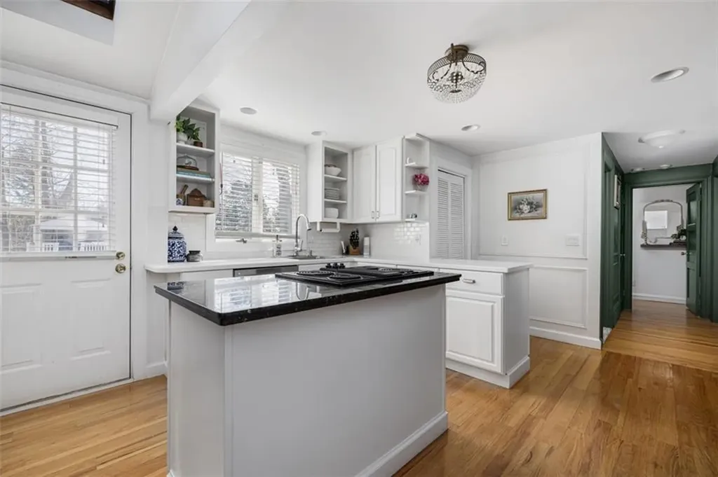 31 Hill Top Drive Cranston RI 02920