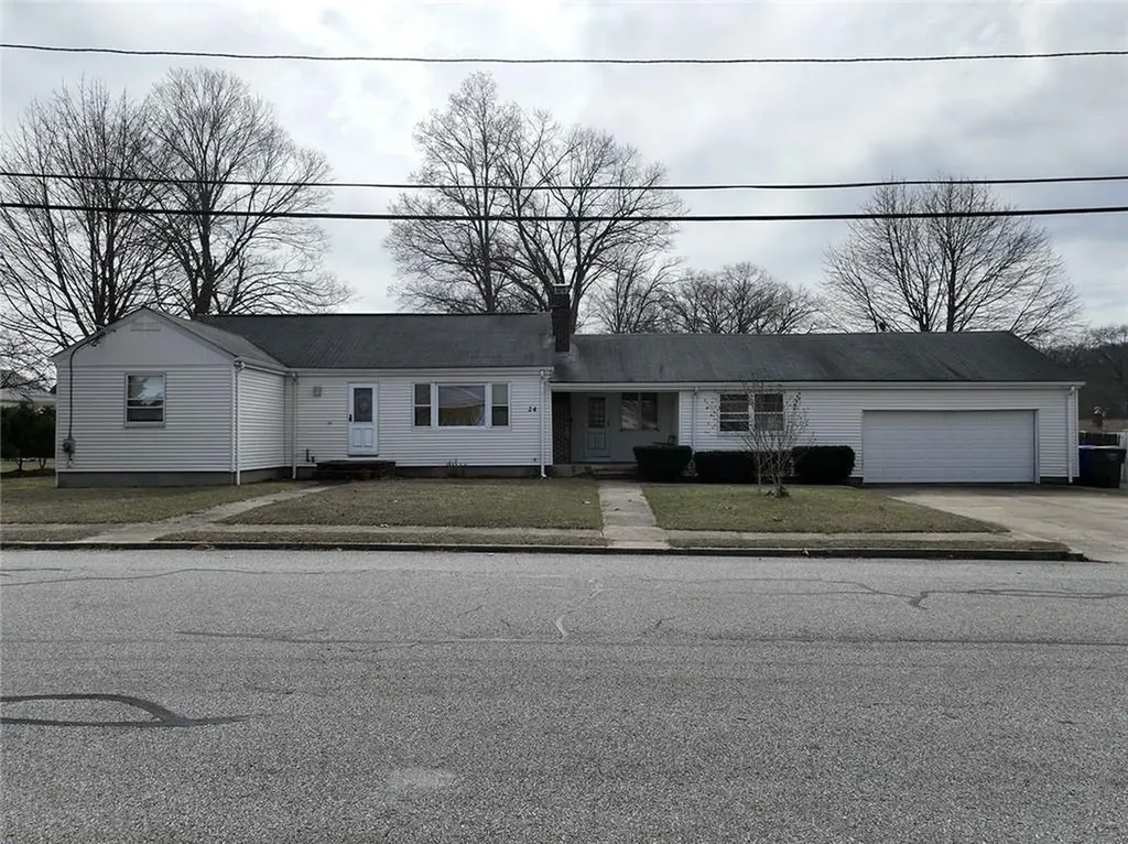 24 Alden Drive West Warwick RI 02893
