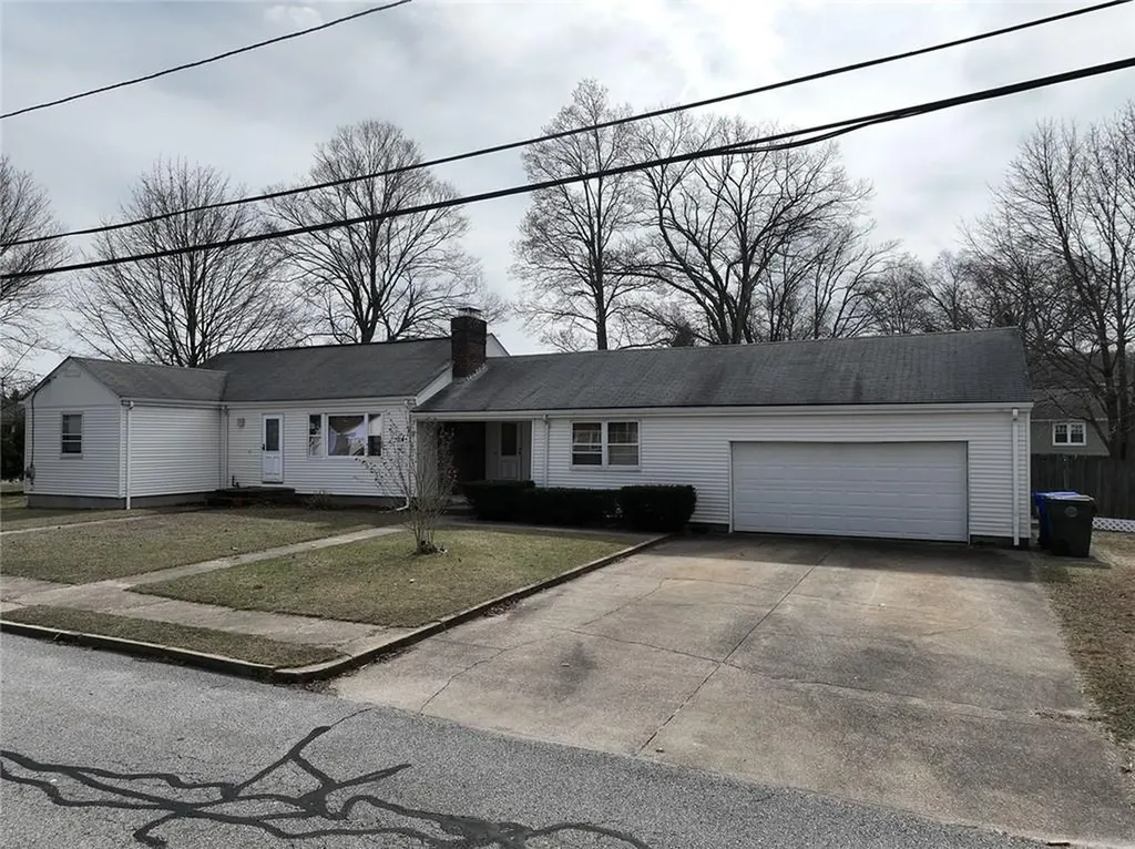 24 Alden Drive West Warwick RI 02893