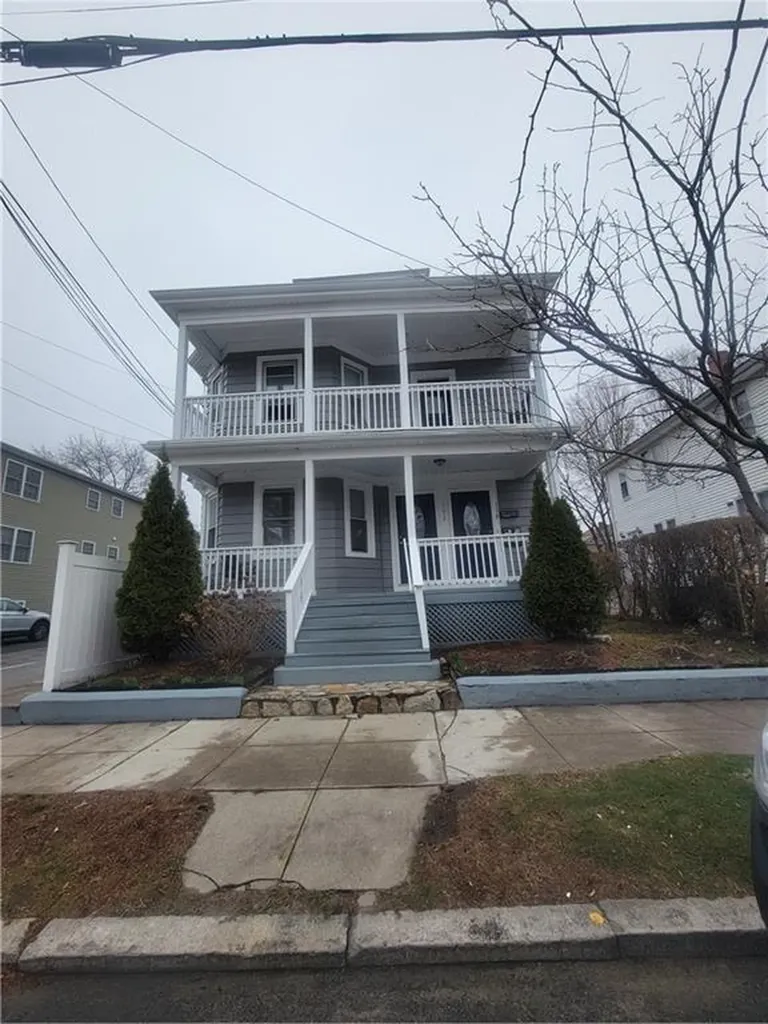 392 Academy Avenue Providence RI 02908