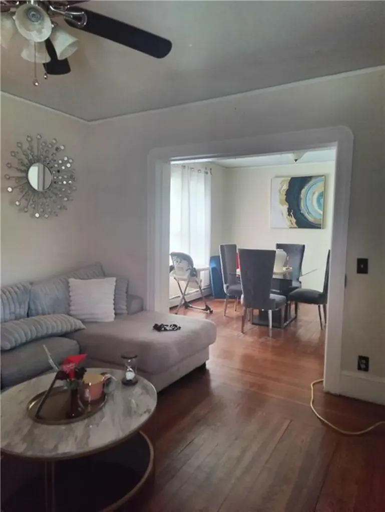 392 Academy Avenue Providence RI 02908