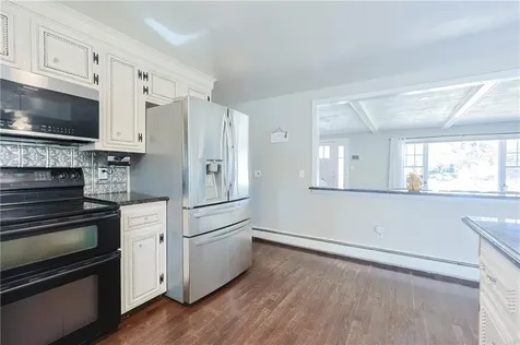 112 Homestead Avenue North Smithfield RI 02896