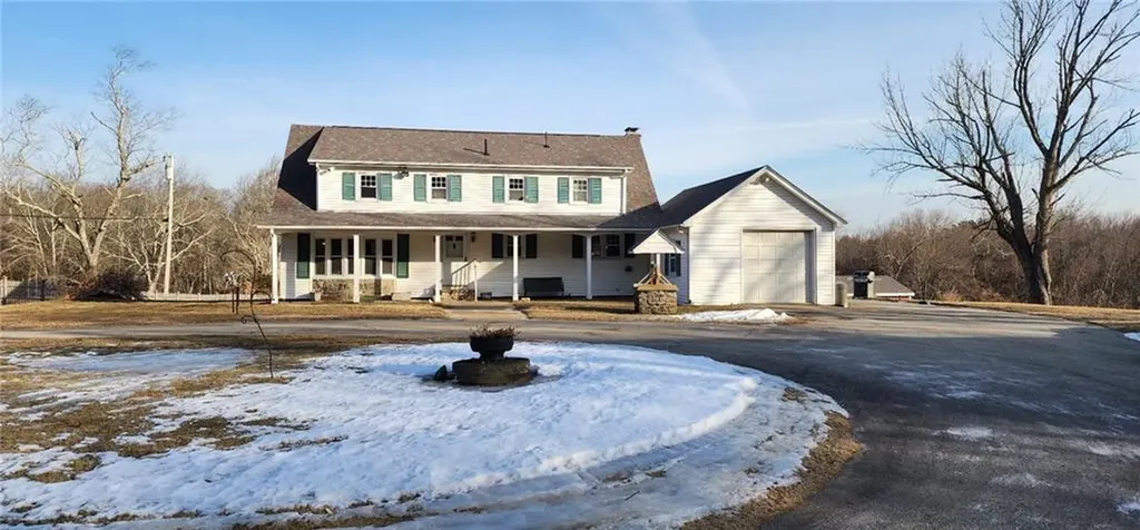 9 King Road Foster RI 02825
