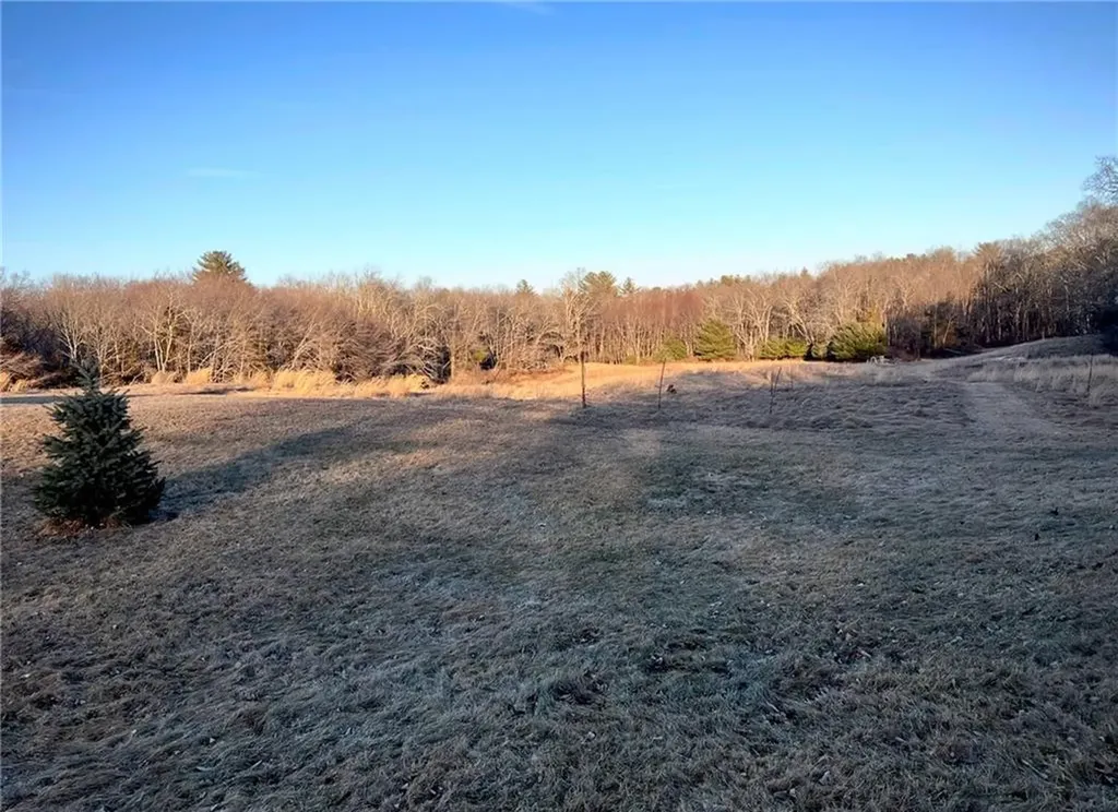 9 King Road Foster RI 02825