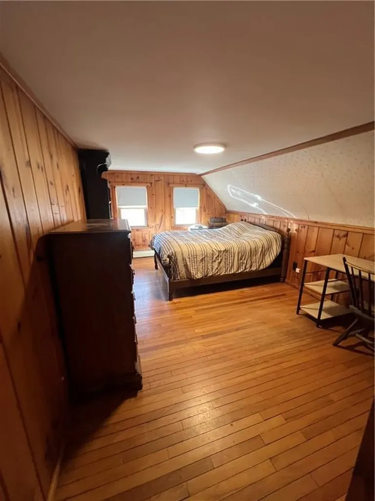 9 King Road Foster RI 02825