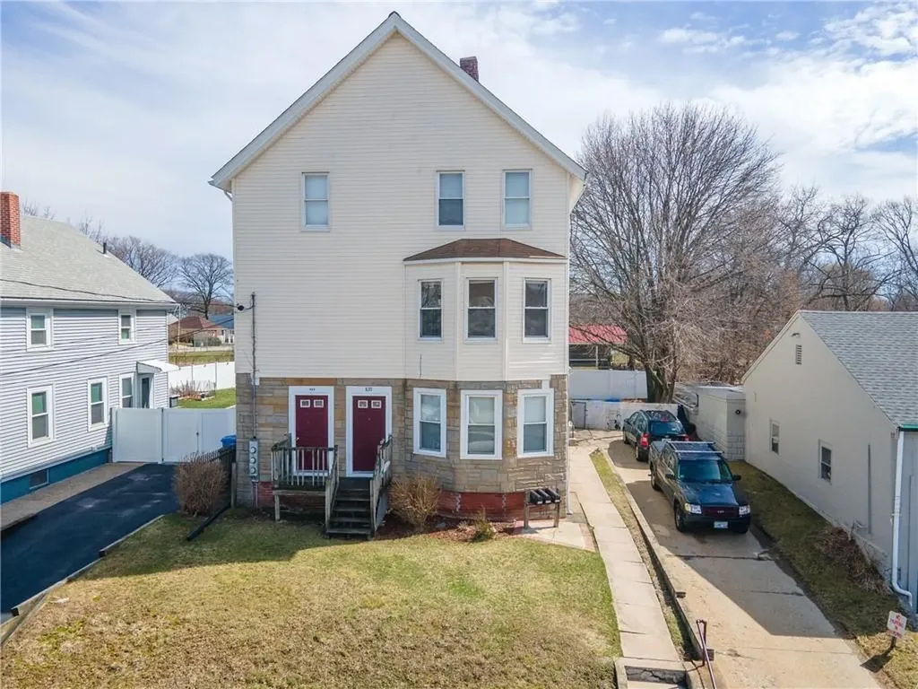 835 Smithfield Avenue Lincoln RI 02865