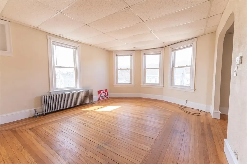 835 Smithfield Avenue Lincoln RI 02865
