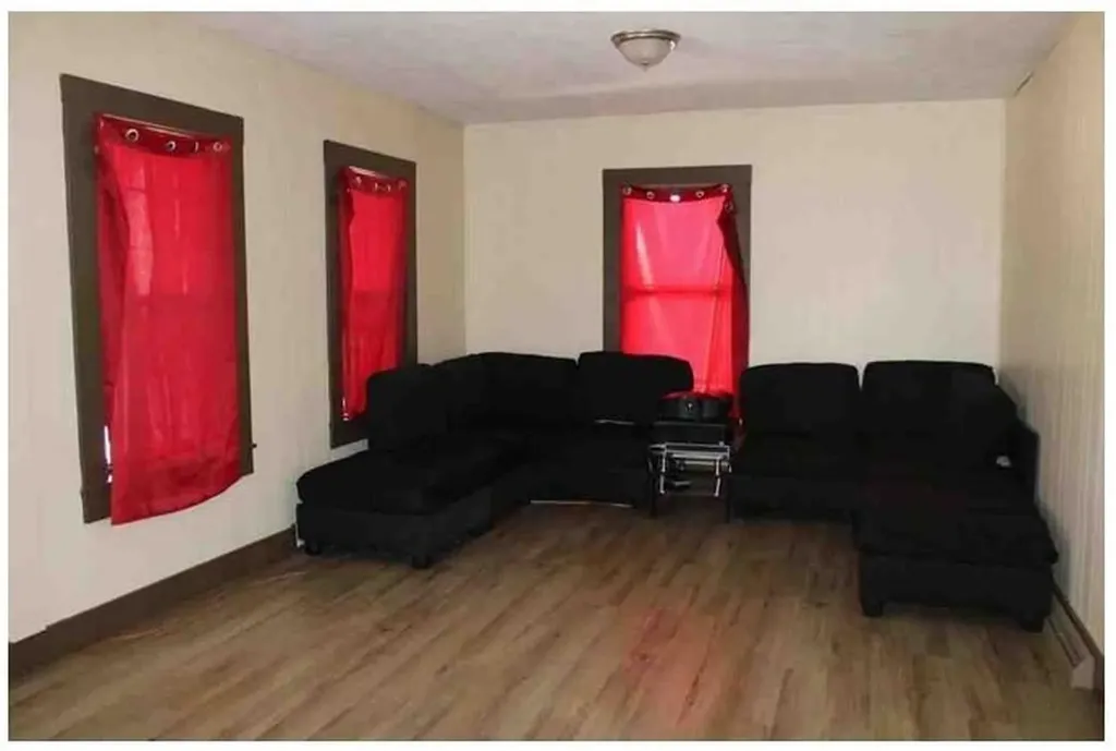 21 Anthony Street Coventry RI 02816