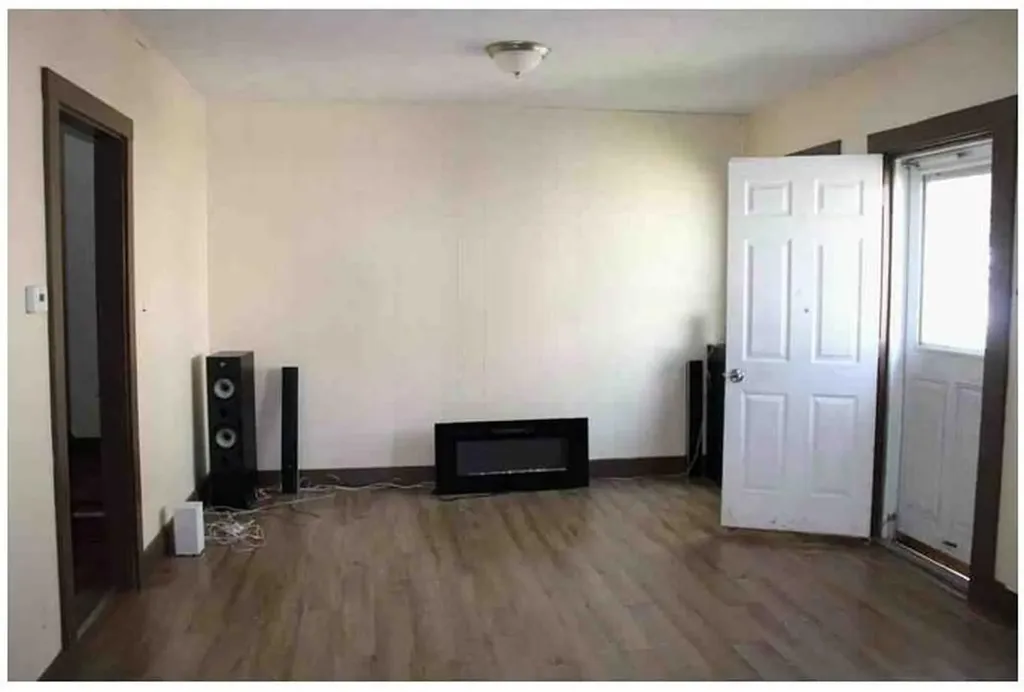 21 Anthony Street Coventry RI 02816