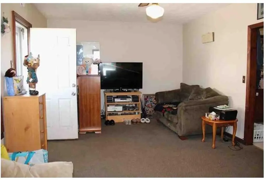 21 Anthony Street Coventry RI 02816